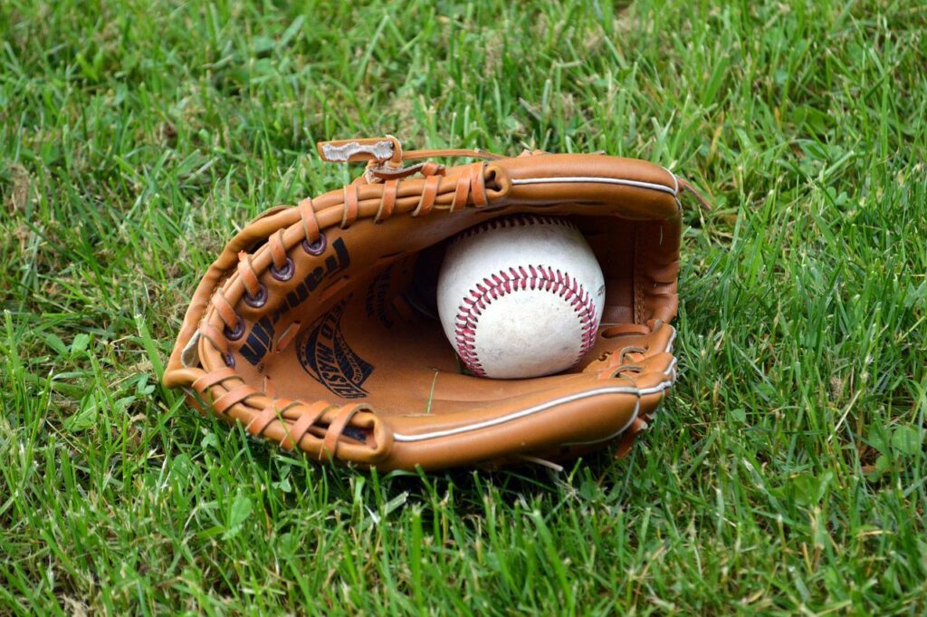 baseball, glove, ball-1425124.jpg